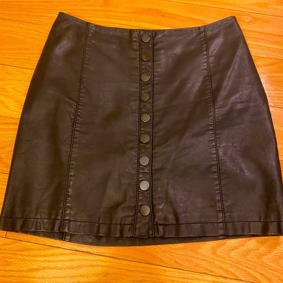 Free People “Oh Snap!” Vegan Leather Mini Skirt - Picture 10 of 12